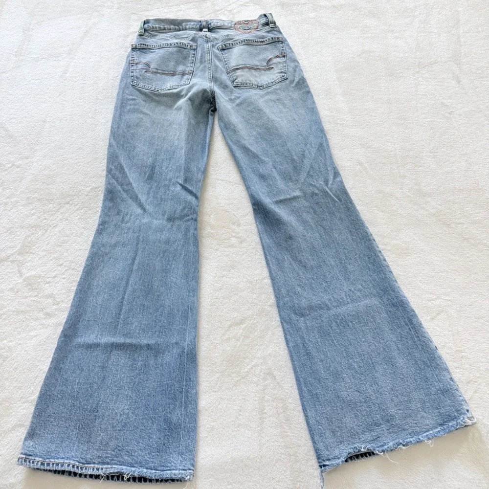 American Eagle Ripped Flare Jeans‎ Light Wash Distressed Rainbow Patch 2